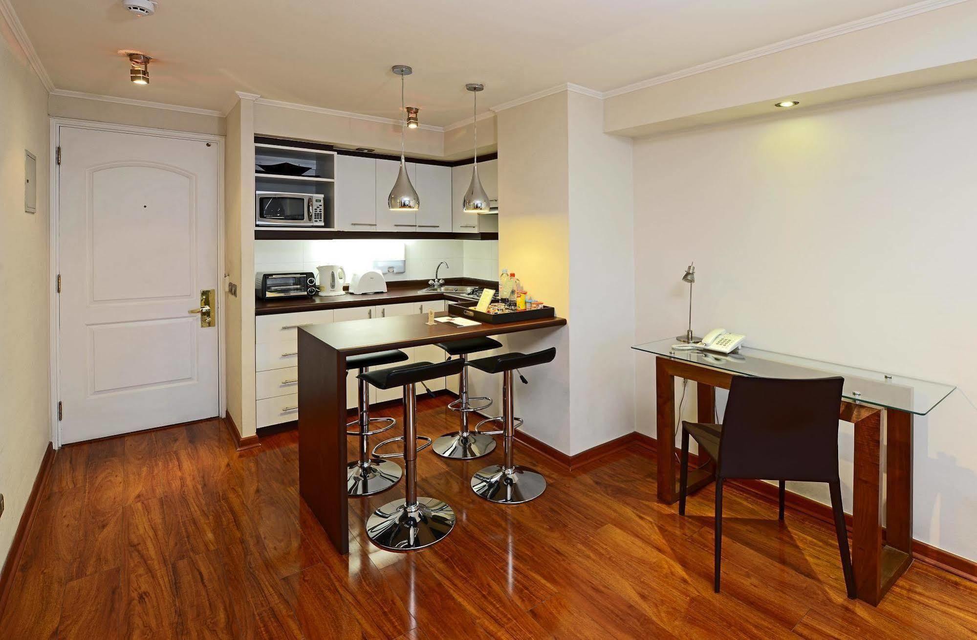 Time Suite - Comfort Apartments Santiago Kültér fotó